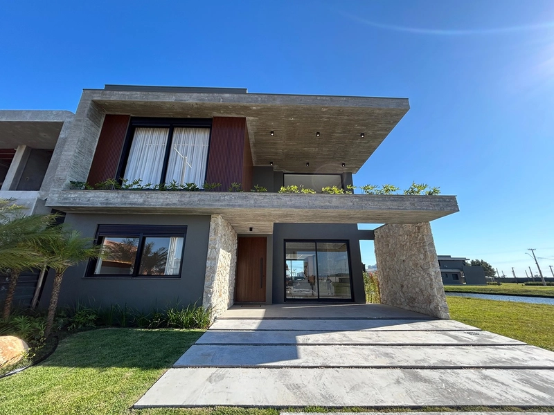 EXCELENTE CASA ALTO PADRÃO COM PISCINA : 34ª foto da galeria de imagens do imóvel
