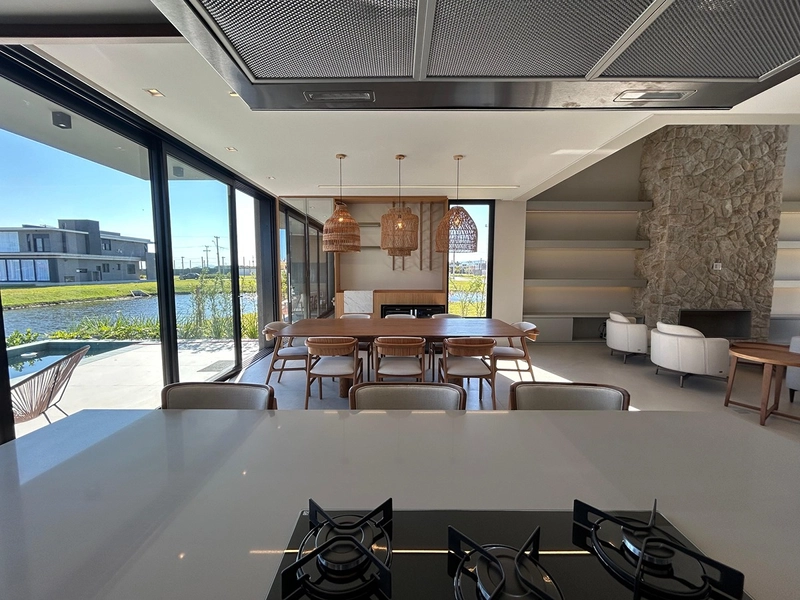 EXCELENTE CASA ALTO PADRÃO COM PISCINA : 38ª foto da galeria de imagens do imóvel