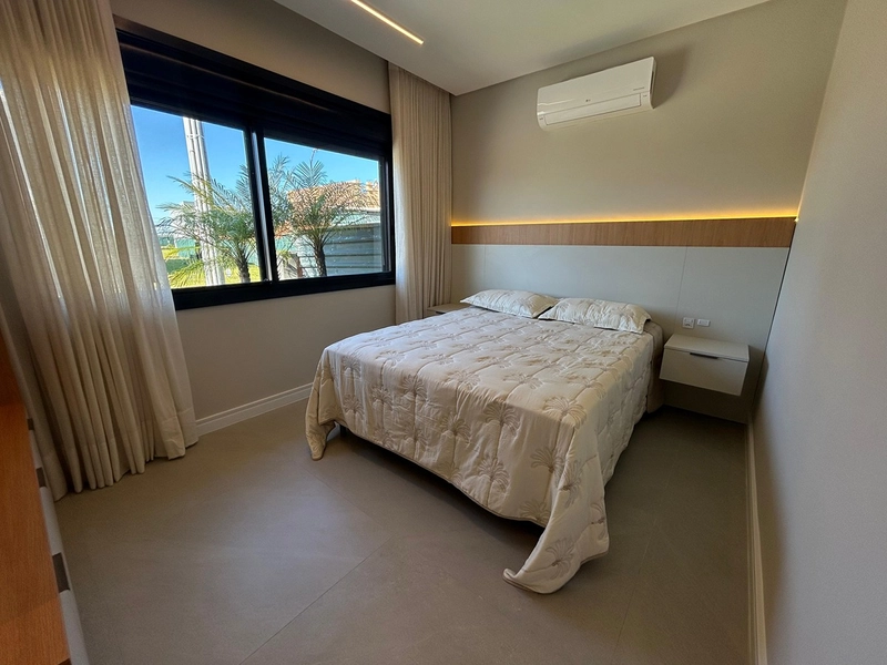 EXCELENTE CASA ALTO PADRÃO COM PISCINA : 24ª foto da galeria de imagens do imóvel