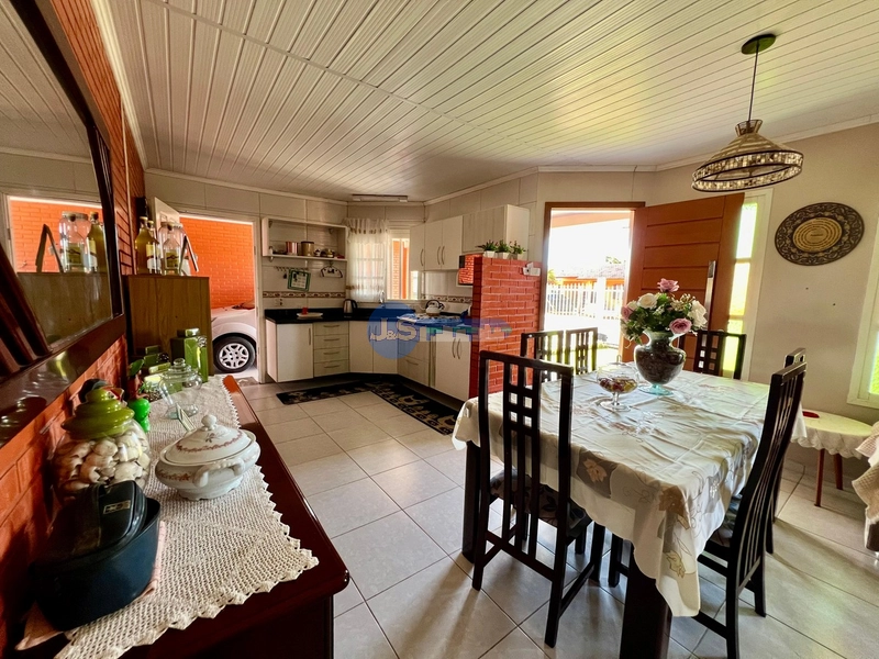 EXCELENTE CASA DE PRAIA: 3ª foto da galeria de imagens do imóvel