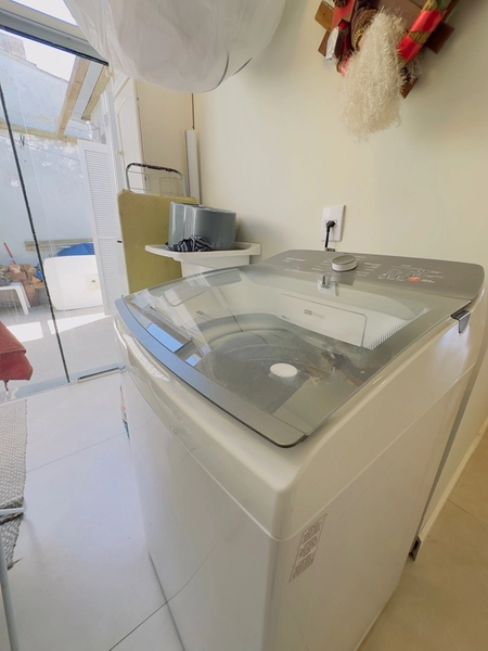 EXCELENTE CASA ALTO PADRÃO COM PISCINA : 30ª foto da galeria de imagens do imóvel