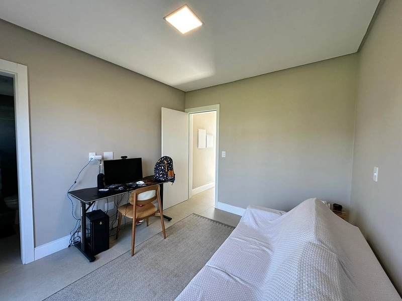 EXCELENTE CASA ALTO PADRÃO EM CONDOMÍNIO: 7ª foto da galeria de imagens do imóvel