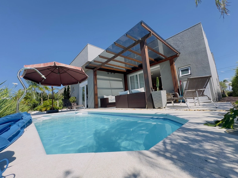 EXCELENTE CASA ALTO PADRÃO EM CONDOMÍNIO COM PISCINA : 28ª foto da galeria de imagens do imóvel