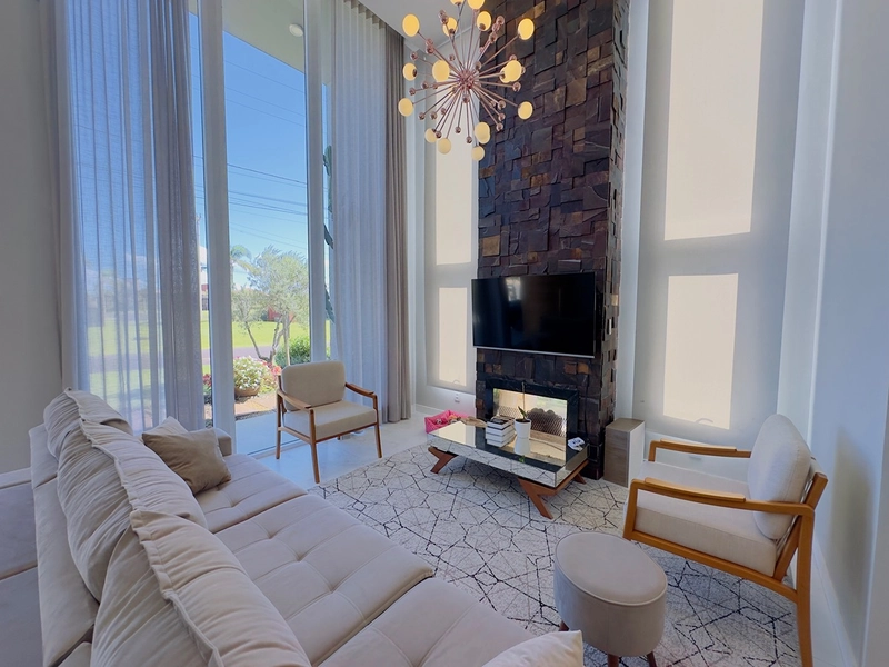 EXCELENTE CASA ALTO PADRÃO EM CONDOMÍNIO COM PISCINA : 6ª foto da galeria de imagens do imóvel