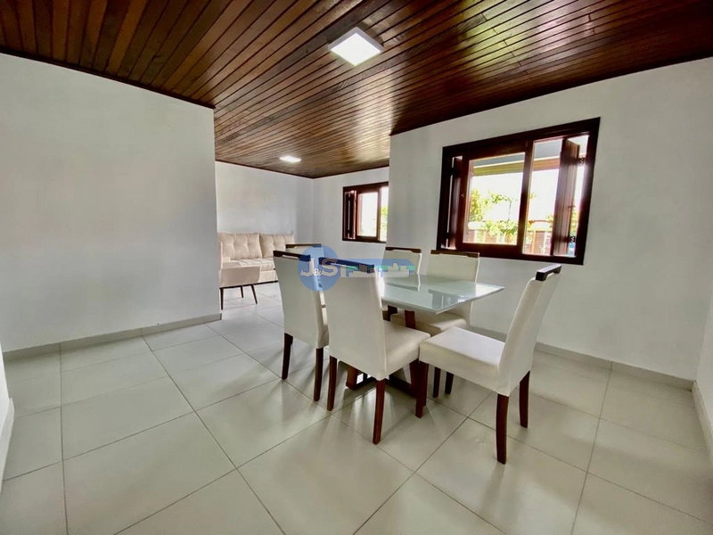 EXCELENTE CASA NO ARPOADOR: 10ª foto da galeria de imagens do imóvel