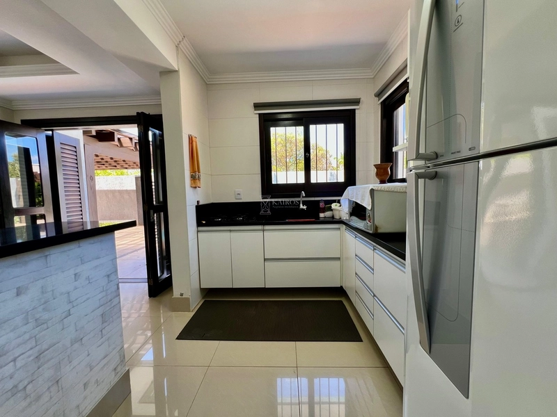 CASA DE PRAIA EM LAJE PERTO DO MAR: 19ª foto da galeria de imagens do imóvel