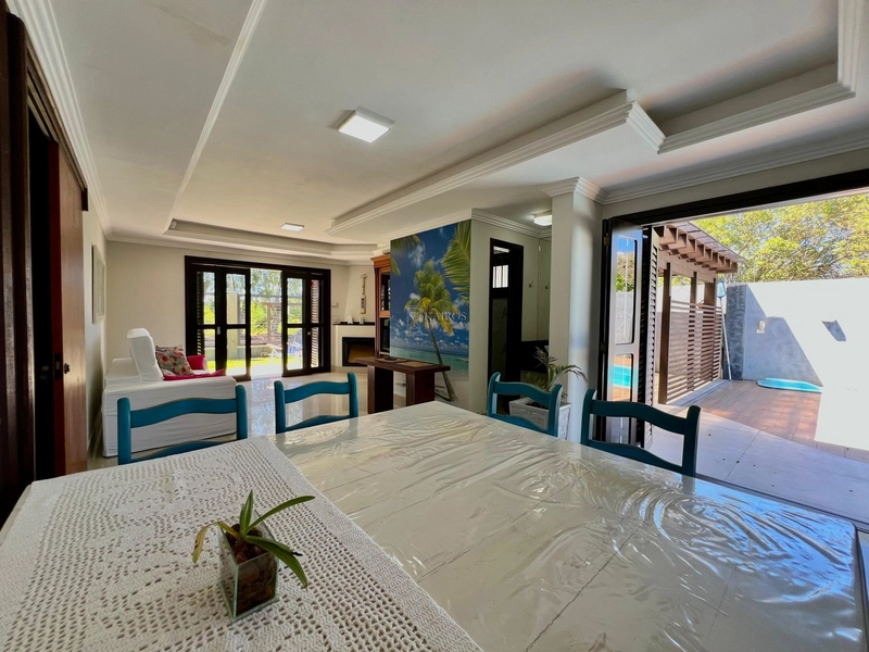 CASA DE PRAIA EM LAJE PERTO DO MAR: 13ª foto da galeria de imagens do imóvel