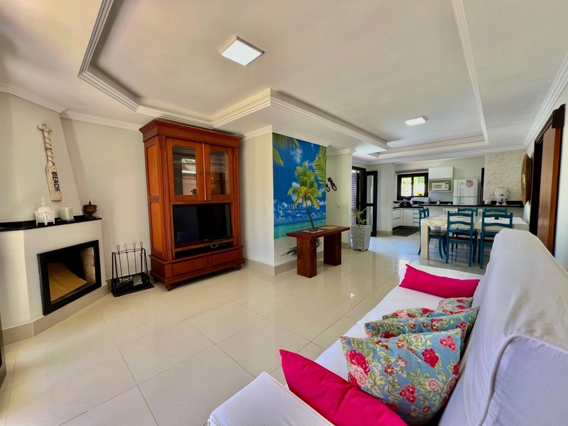 CASA DE PRAIA EM LAJE PERTO DO MAR: 24ª foto da galeria de imagens do imóvel