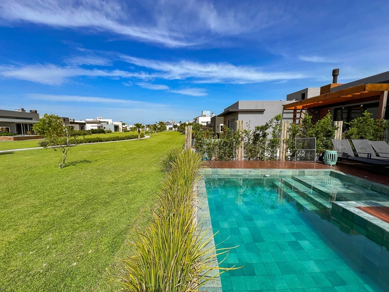 EXCELENTE CASA ALTO PADRÃO EM CONDOMÍNIO: 26ª foto da galeria de imagens do imóvel