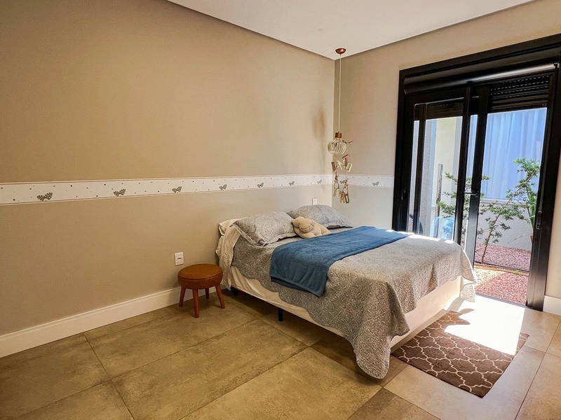 EXCELENTE CASA ALTO PADRÃO EM CONDOMÍNIO: 2ª foto da galeria de imagens do imóvel