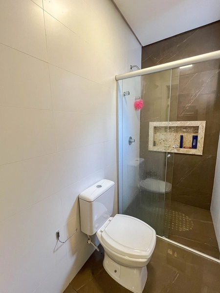 EXCELENTE CASA ALTO PADRÃO EM CONDOMÍNIO: 7ª foto da galeria de imagens do imóvel