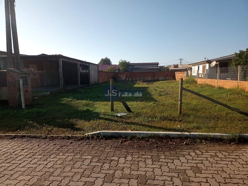 EXCELENTE TERRENO COM CASA LOCALIZADO EM RAINHA DO MAR: 5ª foto da galeria de imagens do imóvel
