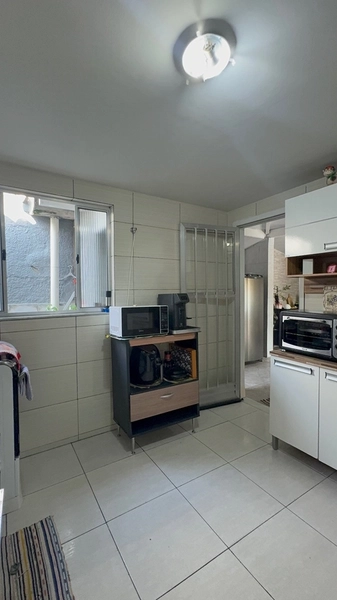Casa com 3 quartos sendo 1 suite • R$750.000,00 • condomínio • 181m2: 3ª foto da galeria de imagens do imóvel
