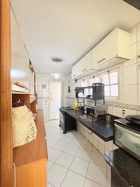 CASA COM 5 QUARTOS SENDO 2 SUÍTES EM SERRA GRANDE POR R$880.000,00 - 240m2 A.T: 6ª foto da galeria de imagens do imóvel