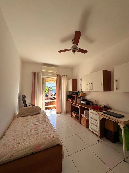 CASA COM 5 QUARTOS SENDO 2 SUÍTES EM SERRA GRANDE POR R$880.000,00 - 240m2 A.T: 9ª foto da galeria de imagens do imóvel