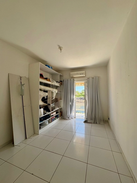 CASA COM 5 QUARTOS SENDO 2 SUÍTES EM SERRA GRANDE POR R$880.000,00 - 240m2 A.T: 10ª foto da galeria de imagens do imóvel