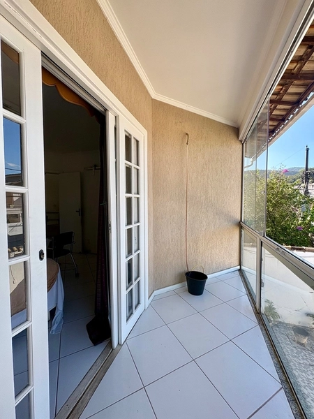 CASA COM 5 QUARTOS SENDO 2 SUÍTES EM SERRA GRANDE POR R$880.000,00 - 240m2 A.T: 15ª foto da galeria de imagens do imóvel