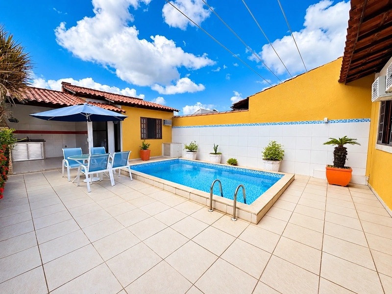CASA LINEAR COM 3 QUARTOS SENDO 1 SUITE NO MARAVISTA POR R$740.000,00 - A.T 225m2 ; A.C 112m2: 2ª foto da galeria de imagens do imóvel