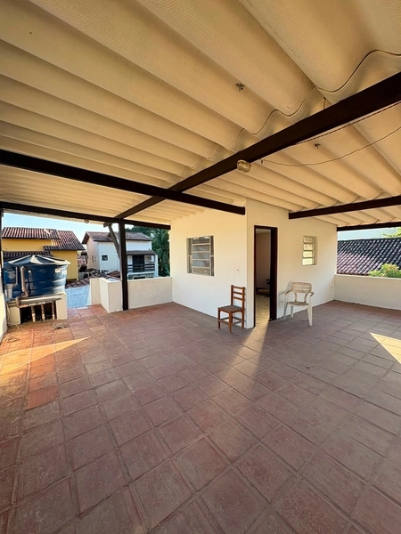 CASA LINEAR 3 QUARTOS COM TERRAÇO : 4ª foto da galeria de imagens do imóvel