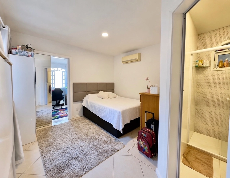 CASA LINEAR: 5ª foto da galeria de imagens do imóvel
