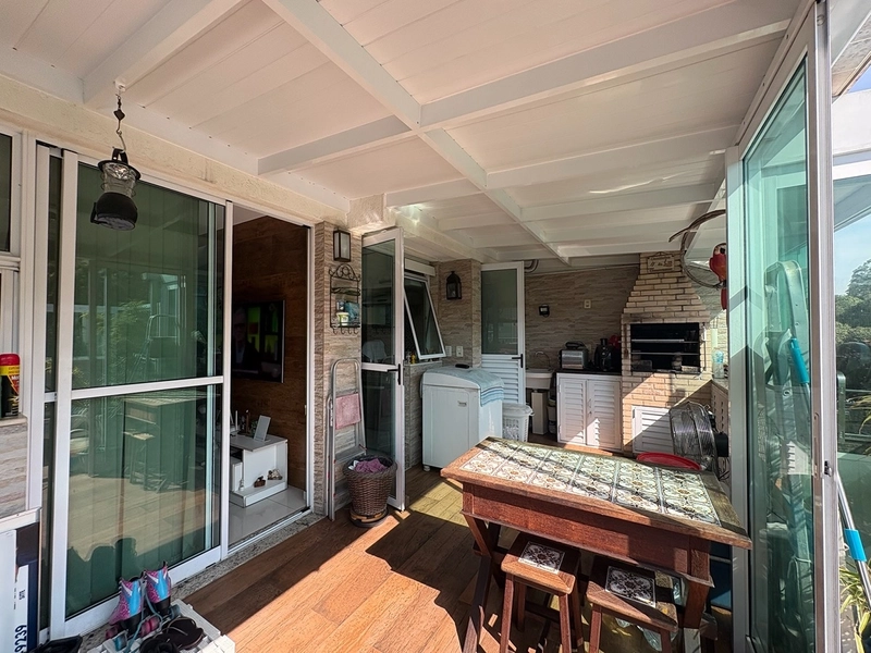 COBERTURA COM 3 QUARTOS SENDO 2 SUITES EM PENDOTIBA - : 3ª foto da galeria de imagens do imóvel