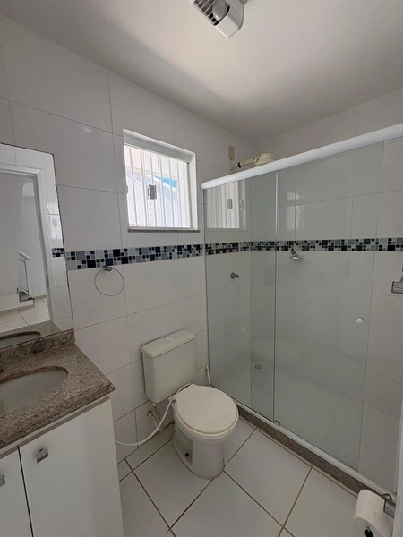 CASA LINEAR COM SOBRADO.: 9ª foto da galeria de imagens do imóvel