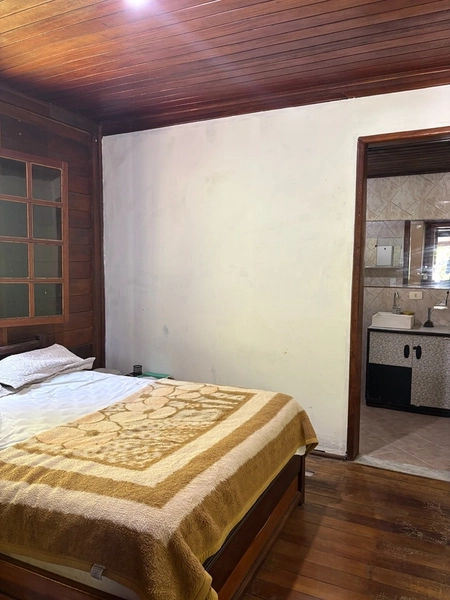 CHALÉ TODO LINEAR COM 3 QUARTOS EM SERRA GRANDE POR R$450.000,00 : 7ª foto da galeria de imagens do imóvel