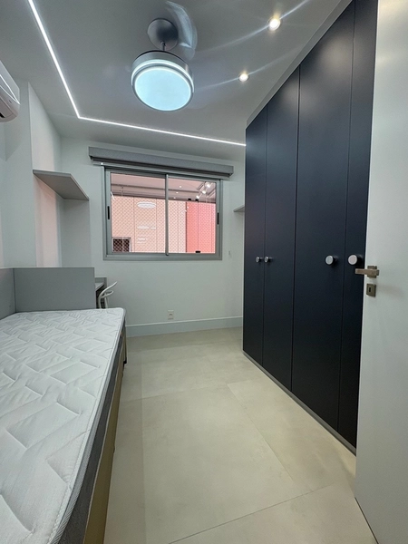 APARTAMENTO COM 2 QUARTOS SENDO 1 SUÍTE EM ICARAI - MOBILIADO E COM VAGA DE GARAGEM : 4ª foto da galeria de imagens do imóvel