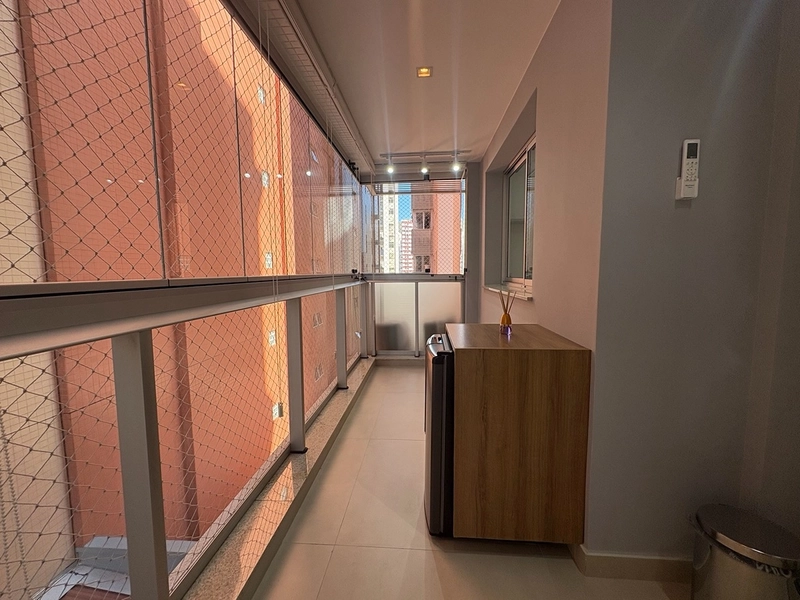 APARTAMENTO COM 2 QUARTOS SENDO 1 SUÍTE EM ICARAI - MOBILIADO E COM VAGA DE GARAGEM : 6ª foto da galeria de imagens do imóvel