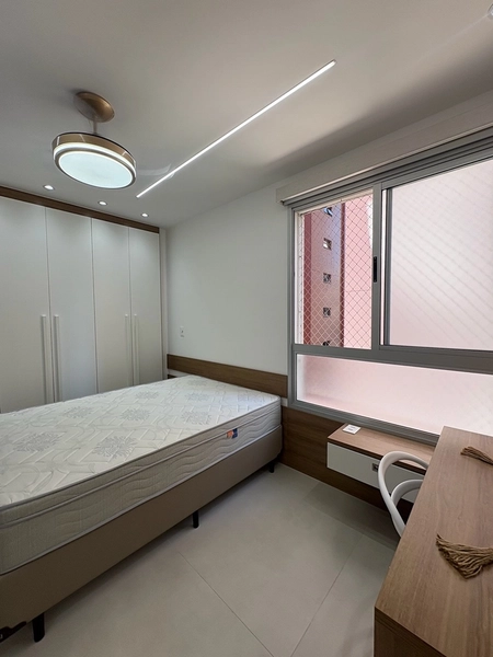 APARTAMENTO COM 2 QUARTOS SENDO 1 SUÍTE EM ICARAI - MOBILIADO E COM VAGA DE GARAGEM : 15ª foto da galeria de imagens do imóvel