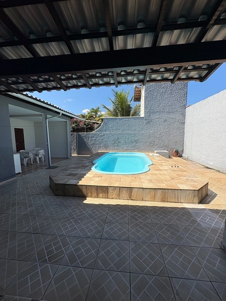 CASA LINEAR COM 3 QUARTOS SENDO 1 SUITE EM PIRATININGA: 2ª foto da galeria de imagens do imóvel