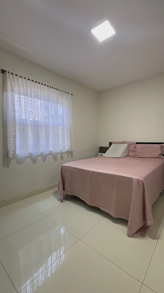 CASA LINEAR COM 3 QUARTOS SENDO 1 SUITE EM PIRATININGA: 10ª foto da galeria de imagens do imóvel