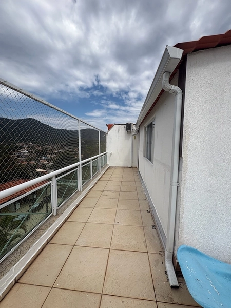 COBERTURA COM 2 QUARTOS SENDO 1 SUITE EM ITAIPU POR R$500.000,00 - 115m2: 11ª foto da galeria de imagens do imóvel
