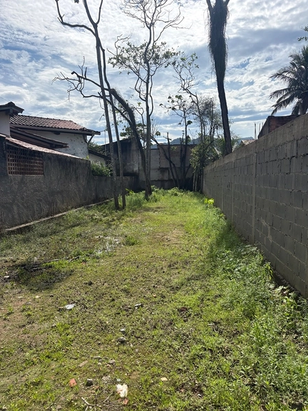 TERRENO COM 180m2 POR R$165.000,00 EM MARAVISTA - NITERÓI RJ: 4ª foto da galeria de imagens do imóvel