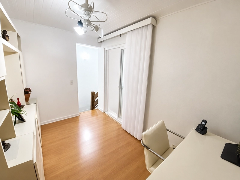 CASA COM 4 QUARTOS SENDO 3 SUÍTES EM PIRATININGA POR R$1.575.000,00 - 120m2: 6ª foto da galeria de imagens do imóvel