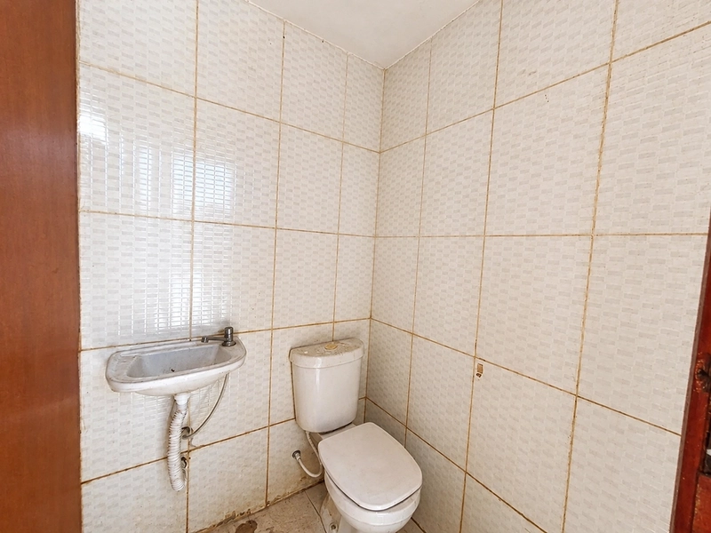CASA DUPLEX COM 3 QUARTOS SENDO 1 SUITE EM ITAIPU POR R$670.000,00 - A.T 360m2 ; A.C 251m2: 12ª foto da galeria de imagens do imóvel