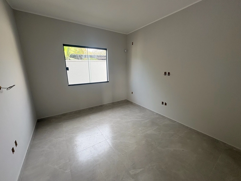 CASA LINEAR COM 2 QUARTOS EM ITAIPUAÇU : 9ª foto da galeria de imagens do imóvel