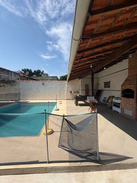 CASA LINEAR COM 3 QUARTOS SENDO 1 SUITE EM ITAIPU POR R$790.000,00 - A.T 360m2 ; A.C 132m2: 17ª foto da galeria de imagens do imóvel