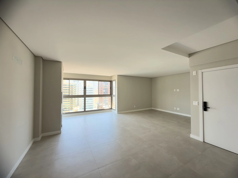 Apartamento 2 Suites + 2 Dormitórios e 3 Vagas: 3ª foto da galeria de imagens do imóvel