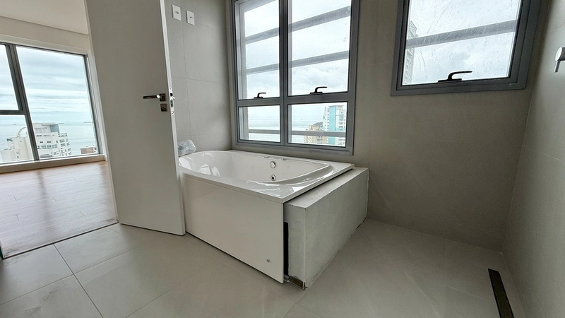 Apartamento com 4 suítes e 3 vagas no Vitra By Pininfarina em BC.: 20ª foto da galeria de imagens do imóvel