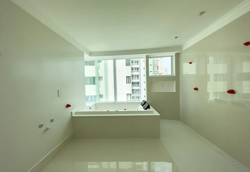 Frente Mar 4 suítes e 4 Vagas no One Tower: 32ª foto da galeria de imagens do imóvel