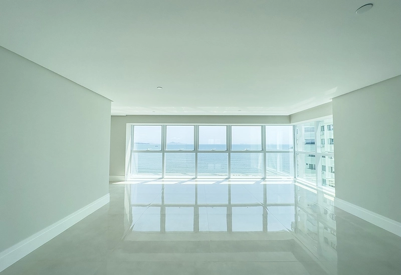 Frente Mar 4 suítes e 4 Vagas no One Tower: 9ª foto da galeria de imagens do imóvel