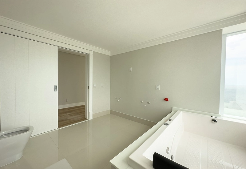 Frente Mar 4 suítes e 4 Vagas no One Tower: 37ª foto da galeria de imagens do imóvel