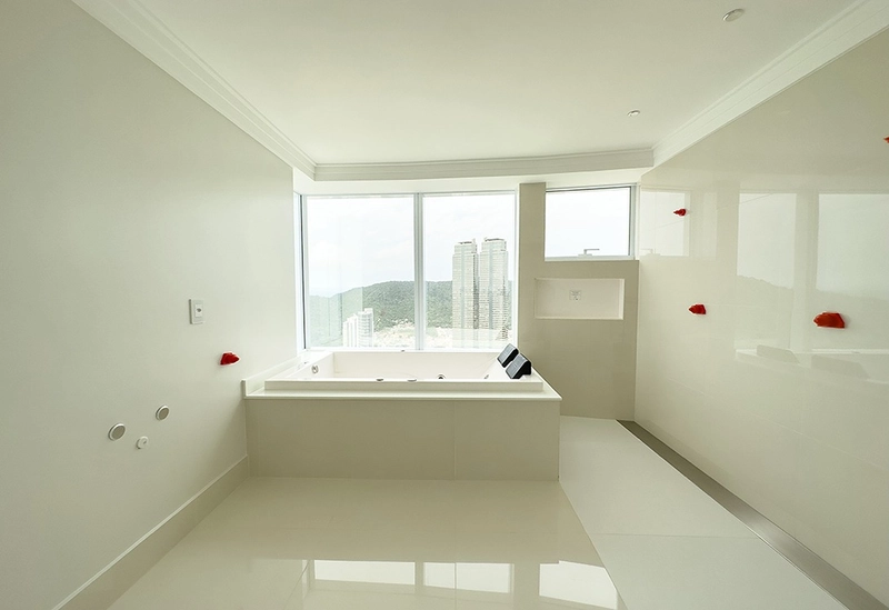 Frente Mar 4 suítes e 4 Vagas no One Tower: 36ª foto da galeria de imagens do imóvel