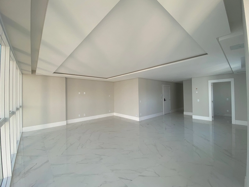 Apartamento no Skyline Tower com 4 suítes e 3 vagas: 5ª foto da galeria de imagens do imóvel