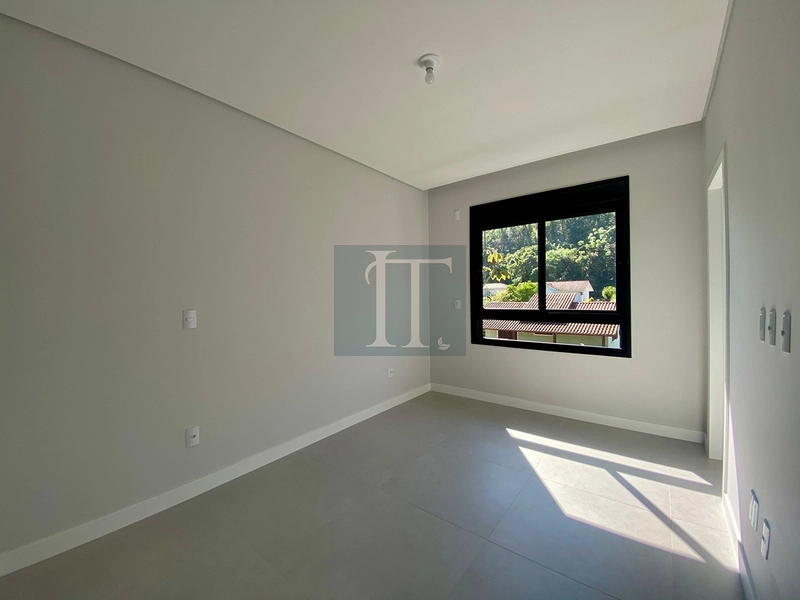 Apartamento 2 domritórios sendo 1 suítes em Canasvieiras - Florianópolis : 12ª foto da galeria de imagens do imóvel