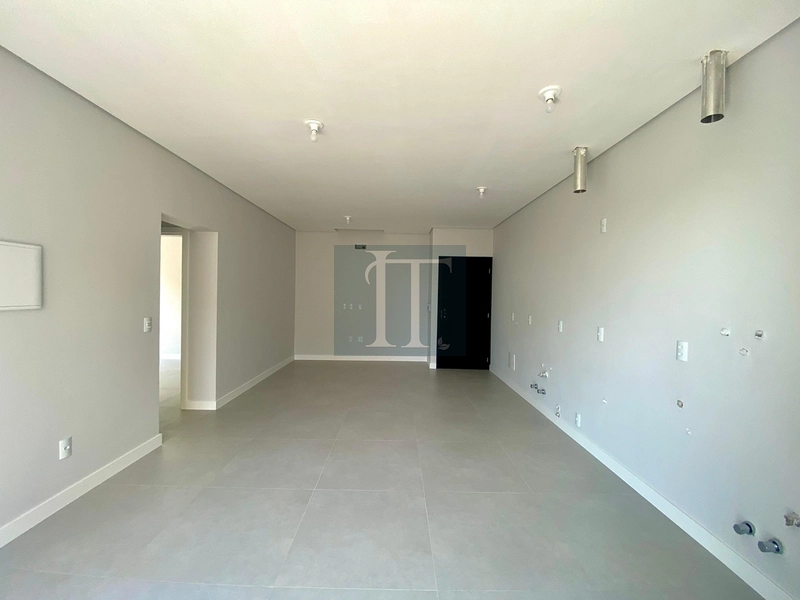 Apartamento 2 domritórios sendo 1 suítes em Canasvieiras - Florianópolis : 8ª foto da galeria de imagens do imóvel