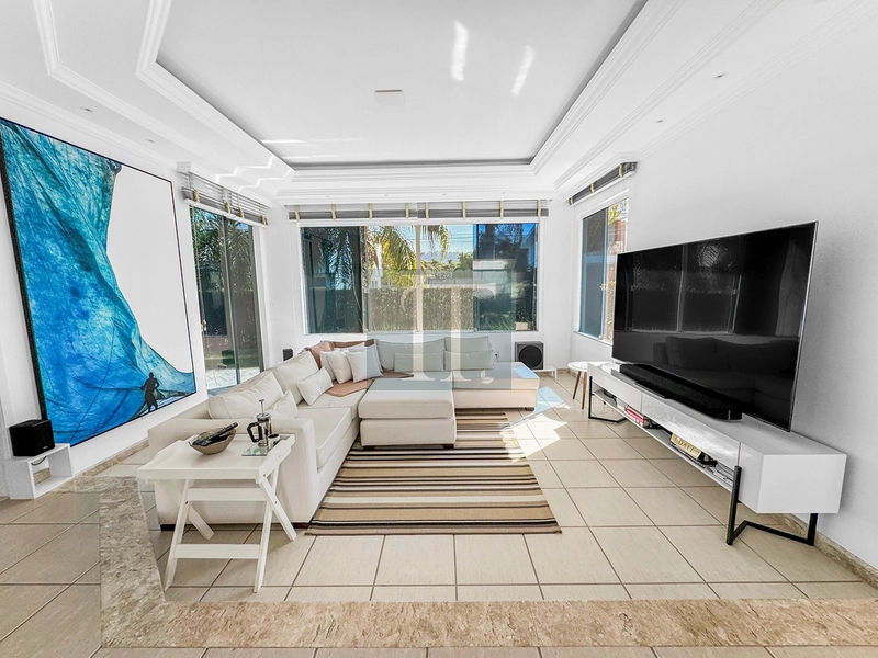 Casa com 5 quartos à venda em Jurerê Internacional : 6ª foto da galeria de imagens do imóvel