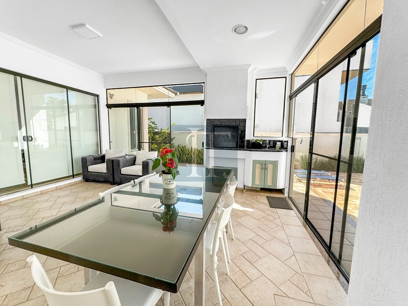 Casa com 5 quartos à venda em Jurerê Internacional : 7ª foto da galeria de imagens do imóvel