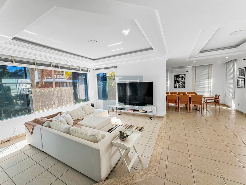 Casa com 5 quartos à venda em Jurerê Internacional : 4ª foto da galeria de imagens do imóvel